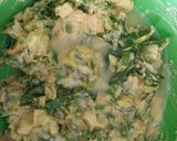 A picture of step 1 of Spring onion tawa fry.