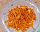 A picture of step 4 of Crispy fries with gram flour.