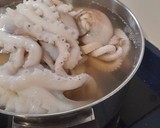 Foto del paso 6 de la receta: Pulpitos con salsa de tomate