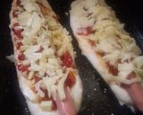 Foto del paso 3 de la receta: Panchos 🌭 a la pizza 🍕 (salchichas, hot dogs, frankfurters)