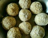 A picture of step 5 of Mayo Egg Bites.