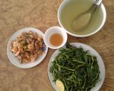 Hình bước làm 5 của món Tôm rang thịt vs rau muống luộc cho bữa trưa hè nóng nực