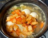 Foto langkah ke 8 dari resep Sop telur puyuh.