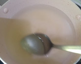 Foto langkah ke 2 dari resep Bola air kelapa isian mochi.