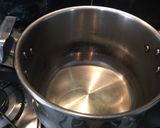 Foto del paso 2 de la receta: Carrilleras con zanahorias y guisantes