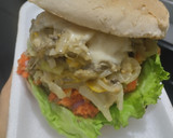 Foto del paso 11 de la receta: Sándwich con muchos vegetales y pollo🥙🥯🧅🍆🍗🥪
