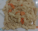 Foto del paso 3 de la receta: Fideos al ajo y oliva con zanahorias