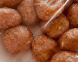 Foto del paso 1 de la receta: Albóndigas en salsa de almendra 🧄🍞🧅