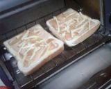 Foto langkah ke 3 dari resep Roti tawar sosis.