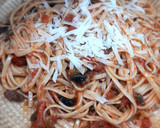Foto del paso 6 de la receta: Tallarines a la puttanesca