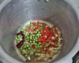 A picture of step 3 of Broken wheat khichdi.