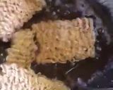 A picture of step 2 of Instant Maggi (Bhel puri).