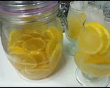 A picture of step 12 of Fresh lemon juice in jar|| and lemonade.