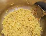 મેગી ચિઝી ક્રિસ્પી પોકેટ (Maggi Cheesy Crispy Pockets Recipe In Gujarati) રેસીપી સ્ટેપ2ફોટો