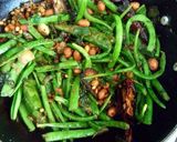 A picture of step 2 of Gavarfali ki chutney.