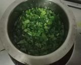 A picture of step 2 of Hariyali spinach chilla.
