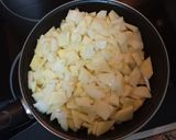 Foto del paso 1 de la receta: Tortilla de patatas tradicional