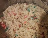A picture of step 8 of Shrimp, pasta & veg stirfry.