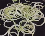 A picture of step 3 of Zoodles.