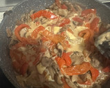 Foto del paso 4 de la receta: Quesadillas con pimiento y champiñones