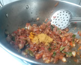 காடை முட்டை கிரேவி (Kaadai muttai gravy recipe in tamil) ரெசிபி ஸ்டேப் 2 புகைப்படம்