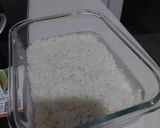 Foto langkah ke 1 dari resep Crab Stick & Shimeji Baked Rice.
