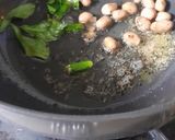 A picture of step 2 of Broken wheat (Dalia) Upma.