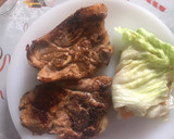 Foto del paso 3 de la receta: Chuletas de cordero 🍖 con rollos de verdura🥬 🍖