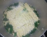A picture of step 4 of Carrots and moringa noodles.