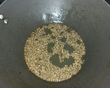 A picture of step 2 of Lahsooni Palak.