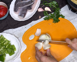Foto del paso 1 de la receta: Merluza en piperrada con patatas gajo en MyCook Touch
