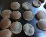 Foto del paso 4 de la receta: Galletas malteadas, sopladitas, con semillas o cara sucia en panetera