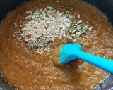 A picture of step 5 of Mung dal halwa.