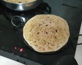 A picture of step 11 of Dhal Roti (Puri).