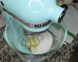 Foto del paso 1 de la receta: Cupcakes de Pascua (sabor fresa)