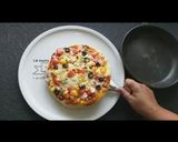 चीजी पैन पिज़्ज़ा (Cheesy pan pizza recipe in Hindi) रेसिपी चरण 7 फोटो