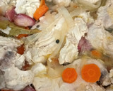 Foto del paso 5 de la receta: 🐟Bonito en escabeche 🍷🧅🥕🍃