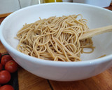 Foto del paso 1 de la receta: Ensalada de pasta con crunchys de jamón y mozzarella