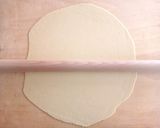 Foto del passaggio 4 della ricetta Ravioli di semola con ripieno di ricotta e bietoline