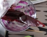 Foto langkah ke 8 dari resep Bolu Hongkong Cherry ala Mbak Vita Jaurina.