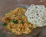 Foto langkah ke 12 dari resep Nasi goreng suwir ayam.
