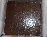 Foto langkah ke 4 dari resep Steamed Chocholate Moist Cake.