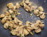 Foto del paso 13 de la receta: Ternera en salsa al aroma de las especias