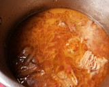 Foto del paso 16 de la receta: Costillar de ternera con patatas, habas y guisantes
