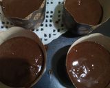 Foto langkah ke 3 dari resep Eggless Cupcake Coklat Lembut Takaran Sendok.