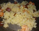 Hình bước làm 3 của món Cơm chiên trái cây