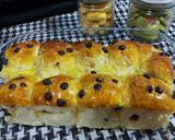 Foto langkah ke 8 dari resep Chochocips Bread.