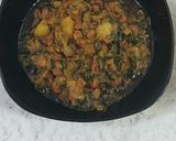 A picture of step 5 of Methi carrot potato.