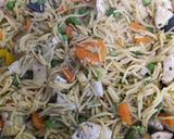 Ázsiai jellegű, csirkés, pirított sárgalencse tészta 🍜 recept fázis 4 fotója