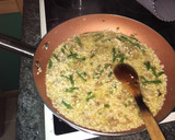 Foto del paso 2 de la receta: Risotto de setas de cardo y espárragos de nuez